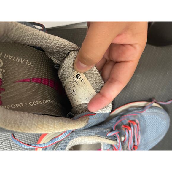 Topo Terraventure 2 Slate/Poppy Womens 6.5 Athletic Sneakers Shoes Train Running - Picture 8 of 8